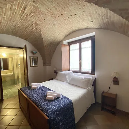 Antico Borgo Carceri