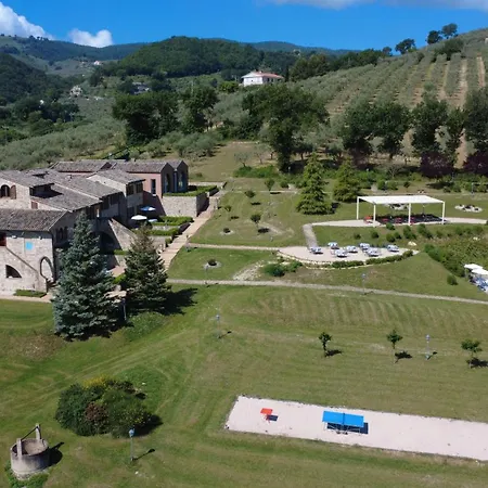 Antico Borgo Carceri & Wellness * بيفانيا