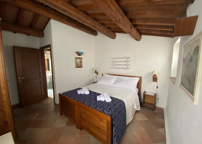 منزل ريفي Antico Borgo Carceri & Wellness *